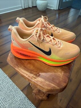 Nike ZoomX Vomero Peach/Neon Orange Running Shoes